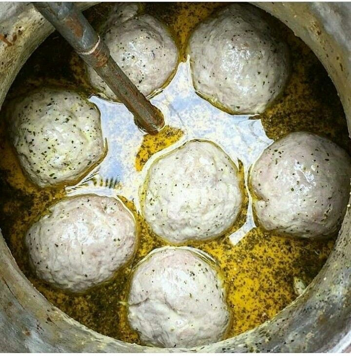 Kashmiri Gushtaba